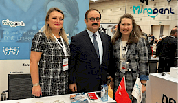 Miradent Diş Kliniği Frankfurt Sağlık Turizmi Fuarı 2023'te